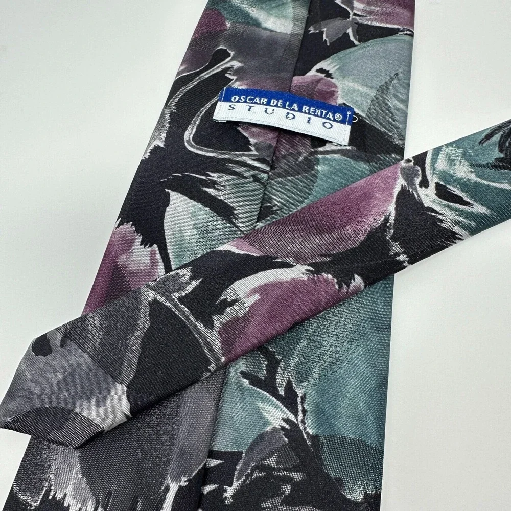Oscar de la Renta Studio Tie Purple-Green Abstract 97% Poly- 3% Silk  55Lx 3.75W